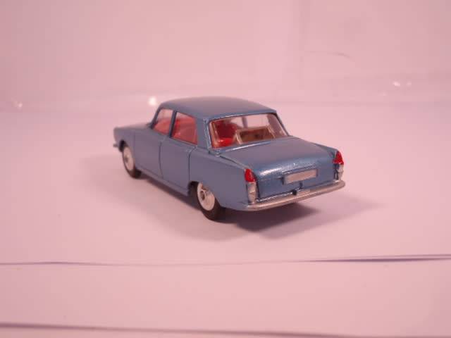 Corgi - Rover 2000 - #252-A1