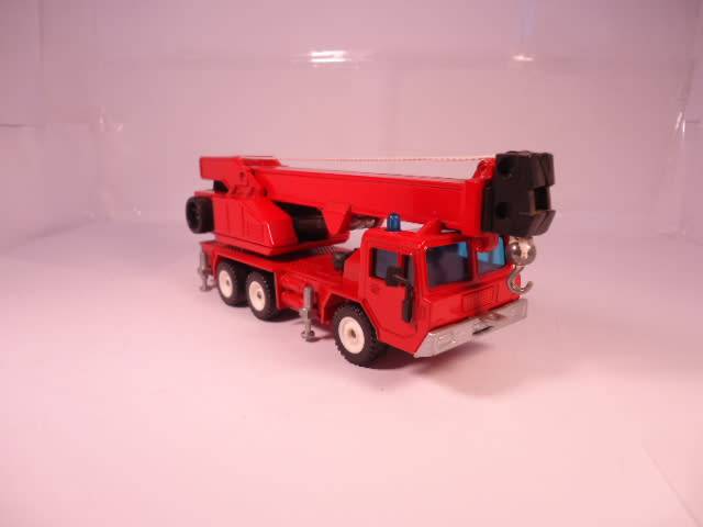 Siku - Faun KF 30,31/48 - 6 Wheel Mobile Crane Truck - #2914