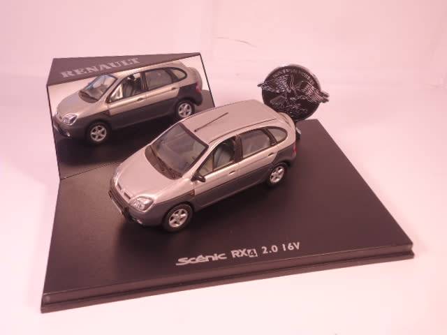 Universal Hobbies - Renault Scenic RX4 2.0 16V - #2102