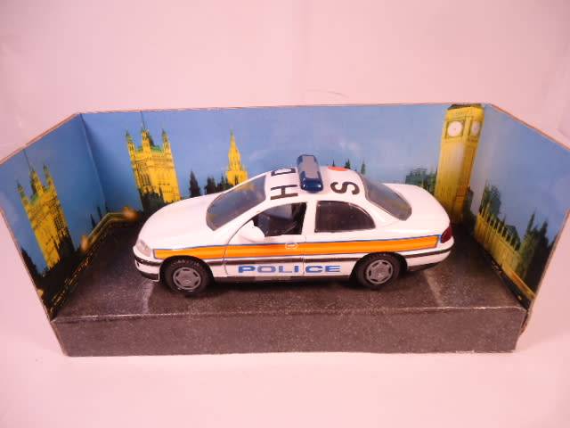 Motormax - Lot of 2 Models