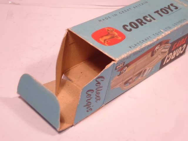 Corgi Toys - Ford Consul Saloon - # 200