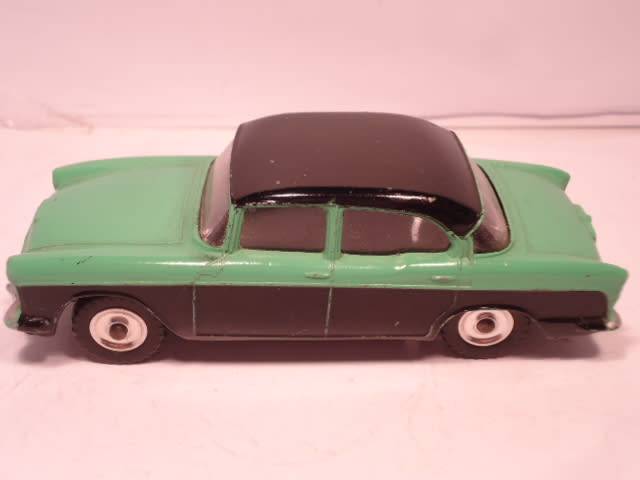 Dinky Toys - Humber Hawk - # 165