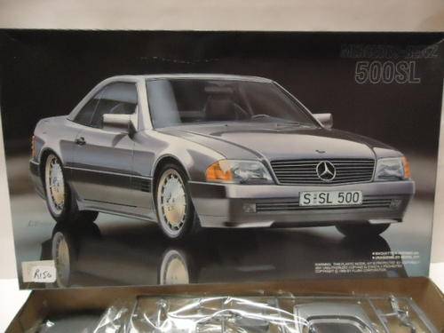 Fujimi - # 12016 - Mercedes Benz 500SL - 1/24 Scale - Plastic Kit - Sealed
