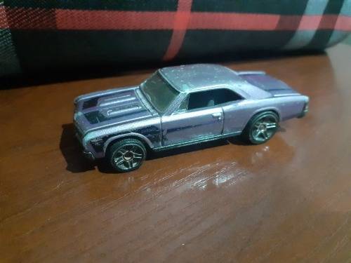 Hot Wheels `67 Chevelle SS 396