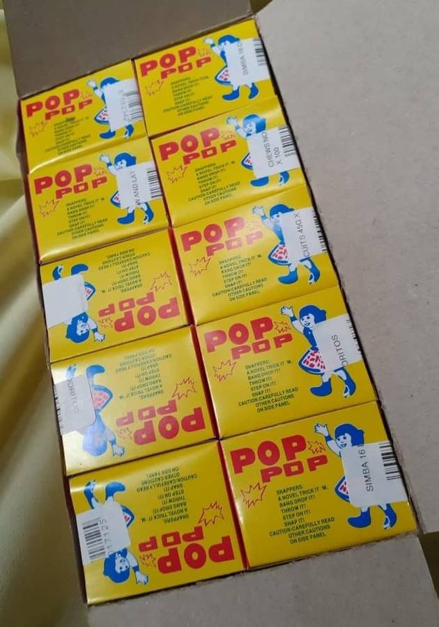 PopPop Snappers trick Noise Makers