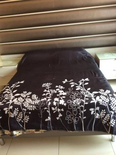 6 PIECE QUEEN SIZE COTTON FEEL DUVET COVER SET A MUST HAVE