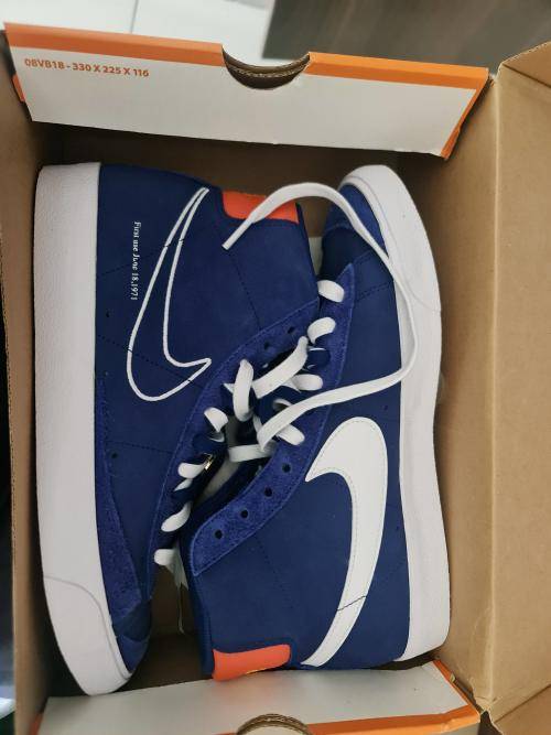 Nike blazer Mid `77 Deep Royal Blue/White/Orange ***NEW*** UK size 9