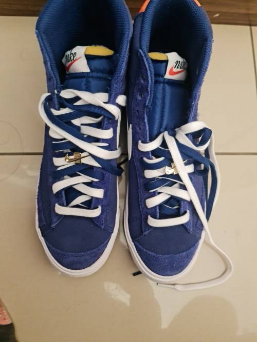 Nike blazer Mid `77 Deep Royal Blue/White/Orange ***NEW*** UK size 9