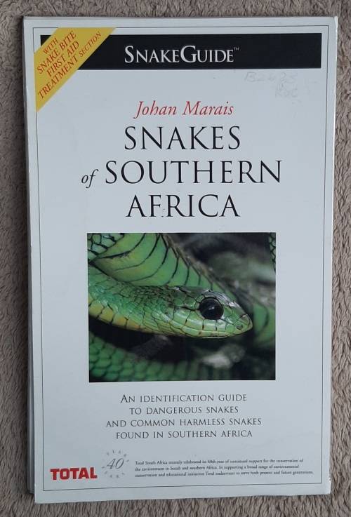 Snakes of Southern Afriva - Author: Johan Marais