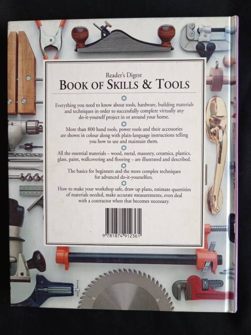 Reader`s Digest Book of Skills & Tools