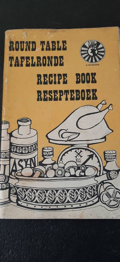 Round Table Recipe Book - Tafelronde Resepteboek