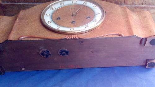 Junghans Mantel Clock plus wind-up key