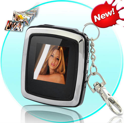 1.5 Inch Keychain Digital Photo Frame (8Mb) - F45