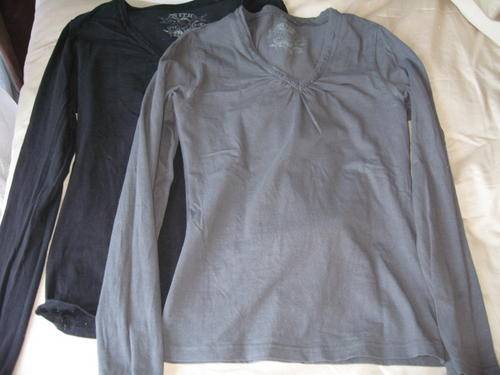 2 x LONGSLEEVE COTTON T-SHIRTS - SMALL