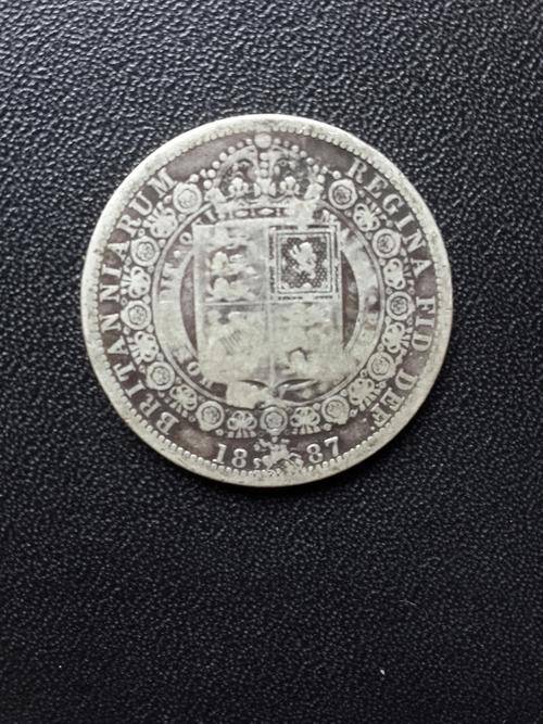 GREAT BRITAIN 1887 QUEEN VICTORIA HALF CROWN NIARUM - .925 Silver - 13.5 grams