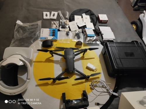 Excelent DJI Mavic Pro Flymore Combo + DJI Goggles