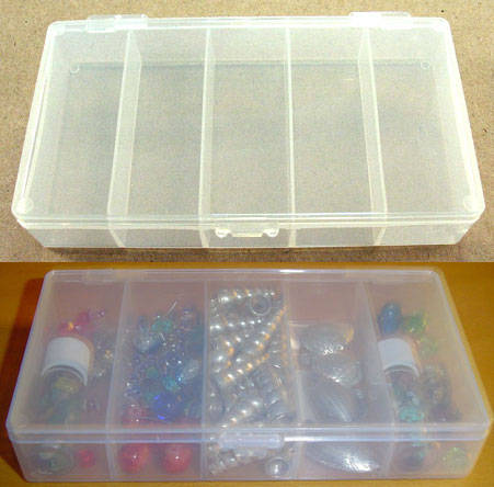 UTILITY BOX/ORGANIZER with 5 compartments