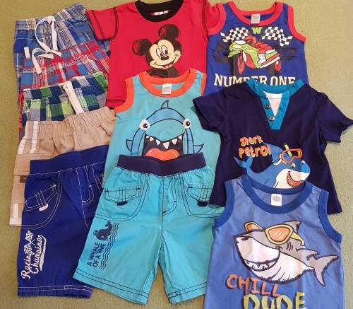 Baby clothes: 3  6 months: Consists of 6x pairs of shorts and 5x t-shirts