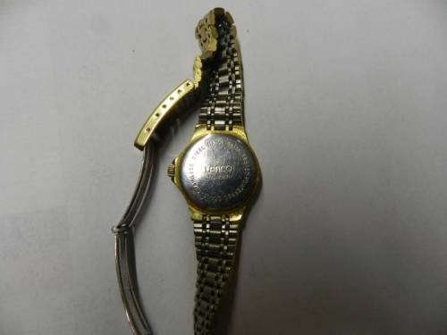 Ladies Lanko Quartz wrist watch - c1990s - Gold plated, round face and original strap and clasp.