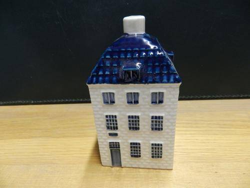 Delft Blue collectable Bols bottles.