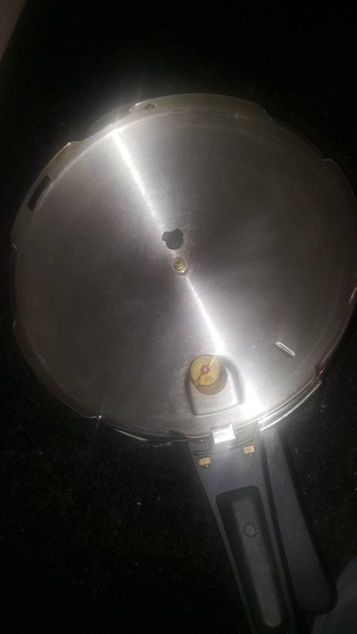 AMC Pressure Cooker