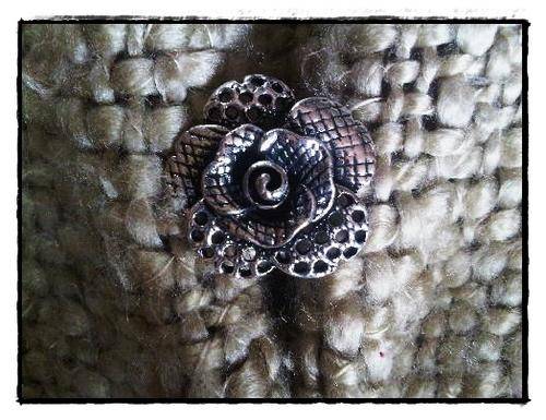 Beautiful Flower Fashion Rings Adjustable