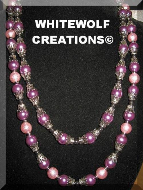STUNNING BULKY PURPLE GLASS PEARLS, 65 CM DOUBLE LAYER NECKLACE IN SILVER LAY-OUT