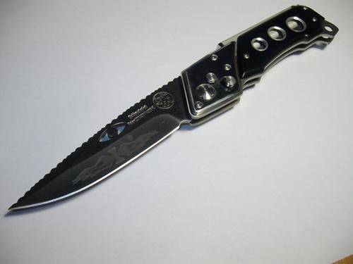 4" Golden Elephant Knife withBuilt-in torch and Cigarette Lighter.