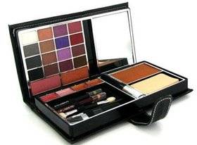 GLAMOUR- IMPORTED FROM UK -BEAUTIFUL MAKE-UP COLOUR PALETTE!!!!!!