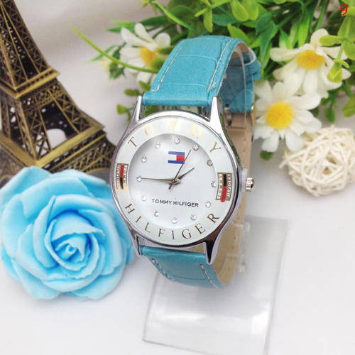 FASHIONABLE QUARTZ ANALOG WRIST WITH SKY BLUE FAUX LEATHER STRAP