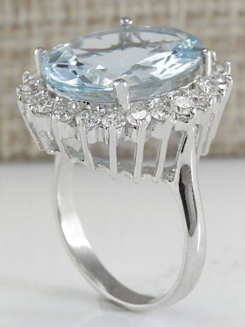 BEAUTIFUL BLUE TOPAZ CZ OVAL CUT RING CRAFTED IN HALLMARKED 925 SILVER - RING SIZE 10  ( R 3/4 )