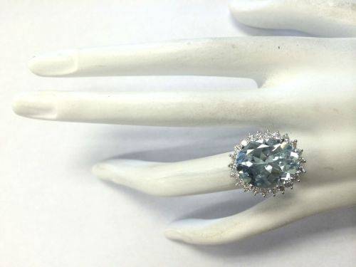 BEAUTIFUL BLUE TOPAZ CZ OVAL CUT RING CRAFTED IN HALLMARKED 925 SILVER - RING SIZE 10  ( R 3/4 )