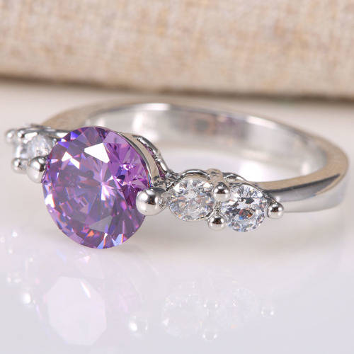 1.9CT AMETHYST AND WHITE TOPAZ CZ SET IN 925 HALLMARKED SILVER RING SIZE 11 (V 1/2)