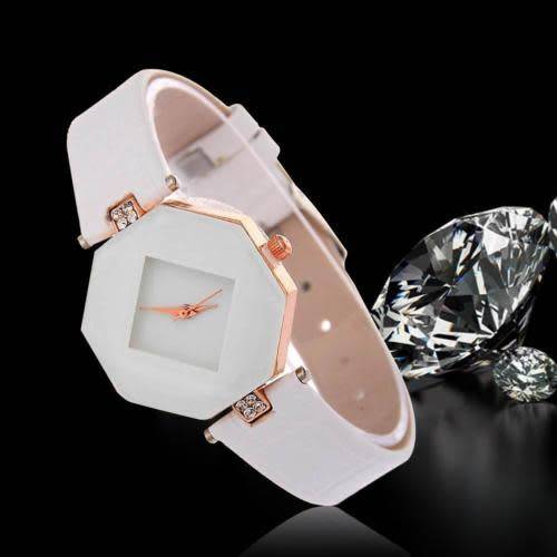 ABSOLUTELY STUNNING WHITE MULTI FACETED HEXAGONAL DIAL WATCH  WITH WHITE FAUX LEATHER STRAP