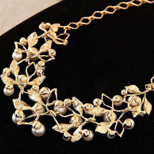 FAUX PEARL AND CRYSTAL CHOKER CHUNKY STATEMENT CHAIN NECKLACE - GOLD