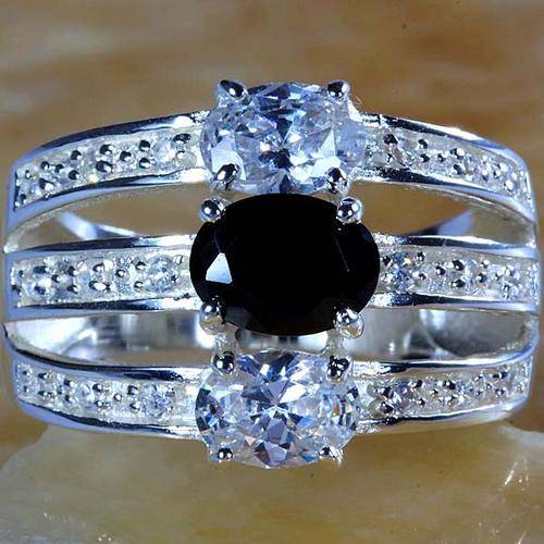 "BLACK IS BACK!" ONYX & WHITE TOPAZ CZ RING CRAFTED IN HALLMARKED 925 STERLING SILVER