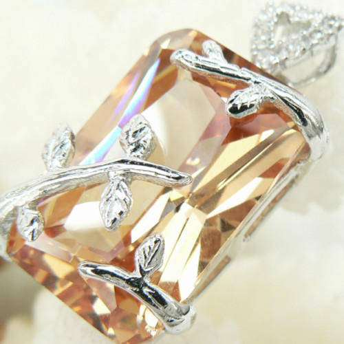 MAGNIFICENT MORGANITE QUARTZ PENDANT CRAFTED IN 925 SOLID STERLING SILVER