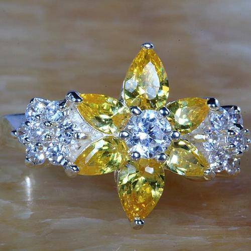 "WHAT A BEAUTY!!" CITRINE & WHITE TOPAZ CZ RING IN HALLMARKED 925 STERLING SILVER