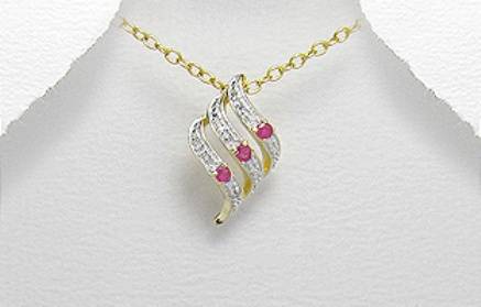 "RRP R3550" GENUINE DIAMONDS & RUBY GEMSTONE PENDANT CRAFTED IN 14K ITALIAN GOLD VERMEIL