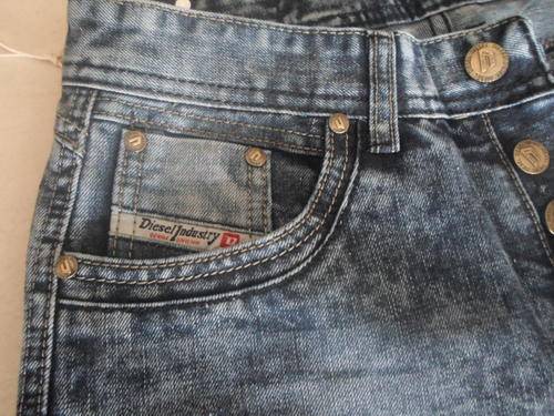 ** FREE DELIVERY - Diesel Industry Men's Jeans Size W-30 L 33