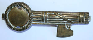 Italian World War 2 type badge