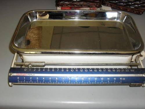 ANTIQUE SCALE - RARE FIND