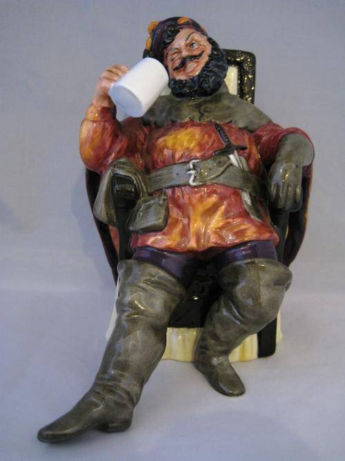 ROYAL DOULTON PORCELAIN FIGURE THE FOAMING QUART