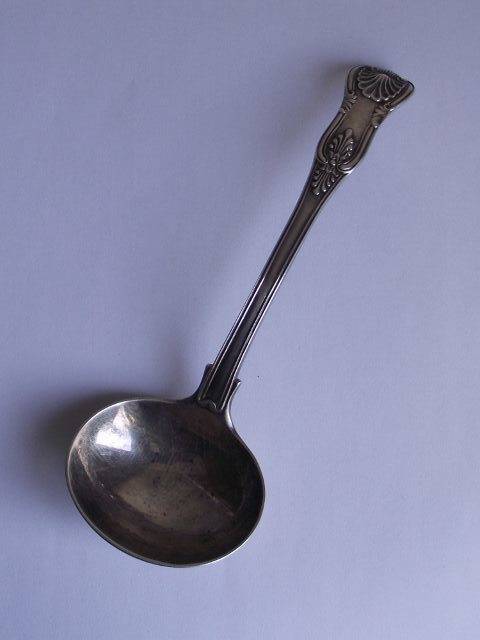 LOVELY LONDON 1836 HALLMARKED STERLING SILVER KINGS PATTERN SAUCE LADLE