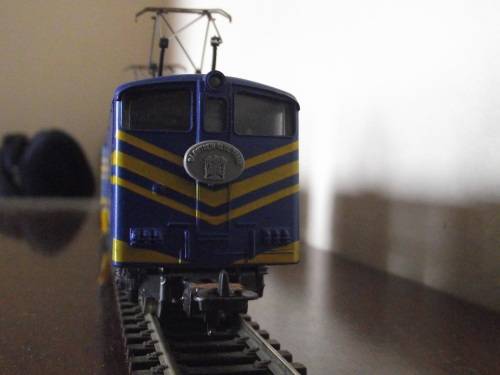 LIMA HO: SAR 5E Blue Train Electric Locomotive and Dummy(E444). Not boxed (made in Italy)