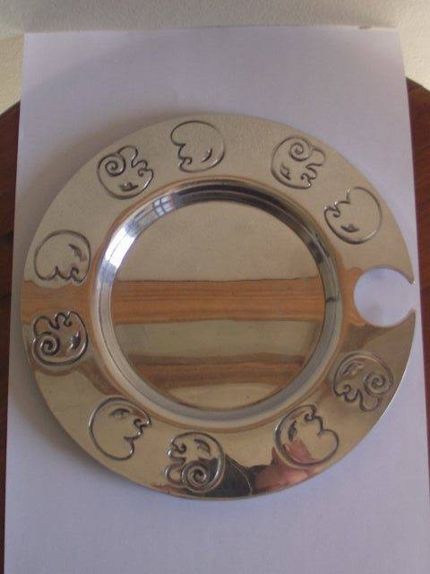 BEAUTIFUL CARROL BOYES SERVING TRAY