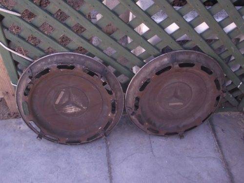 2 X VINTAGE MERCEDES BENZ WHEEL HUB CAPS