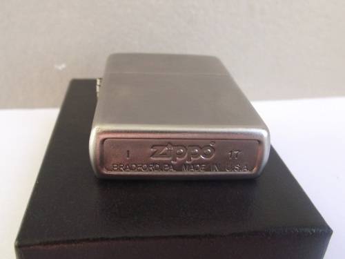 AUTHENTIC ZIPPO BRUSHED CHROME IN ORIGINAL PACKAGING