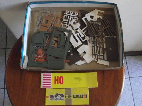 FALLER HOUSE B 270