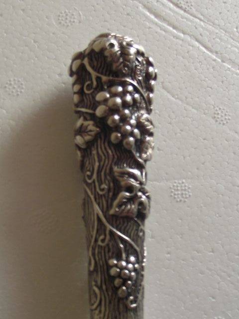 LOVELY STERLING SILVER HANDLED CAKE LIFTER